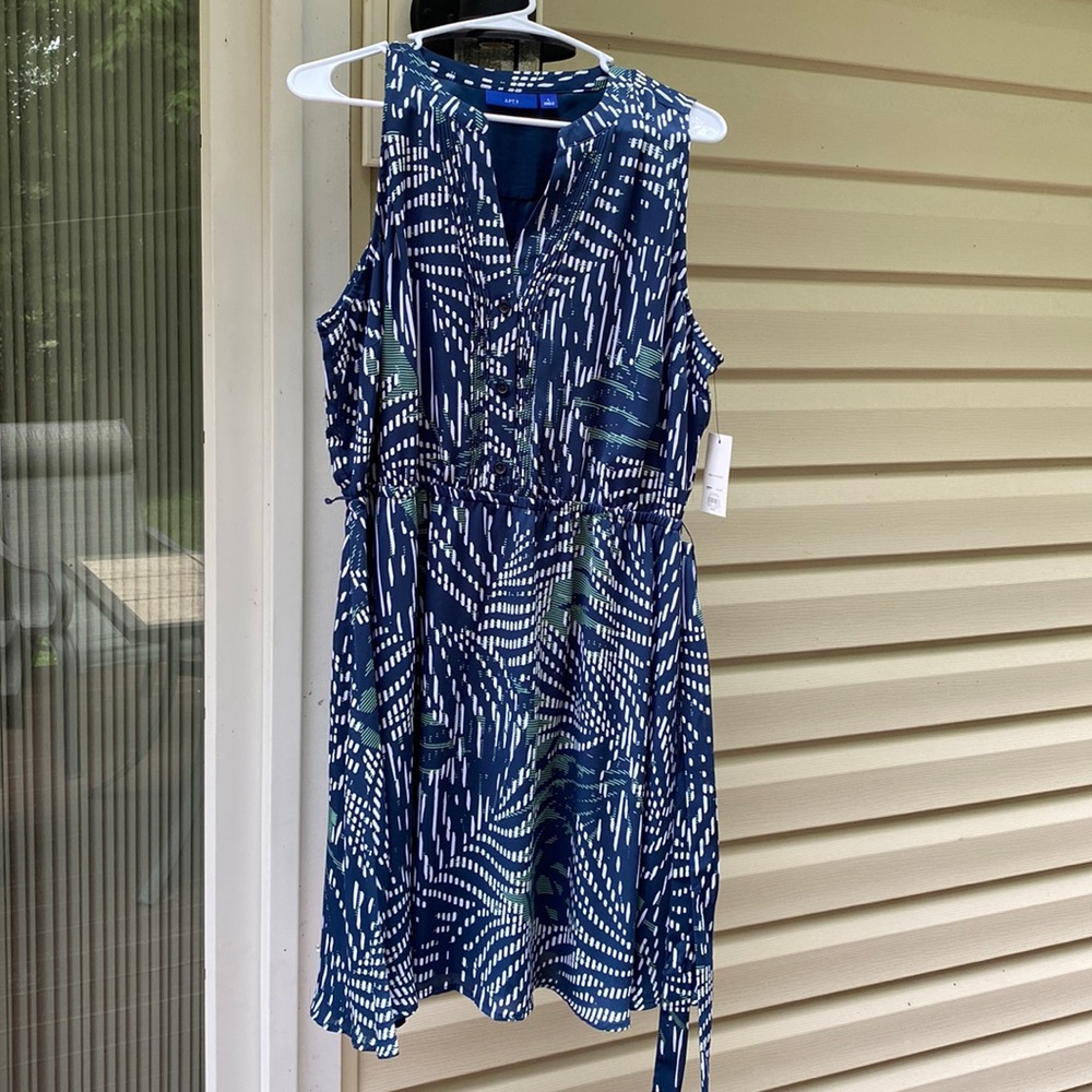 Apt 9 Women’s dress sz large